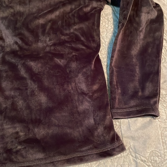 Disney Mickey Candy Cane Pajamas - Picture 11 of 16